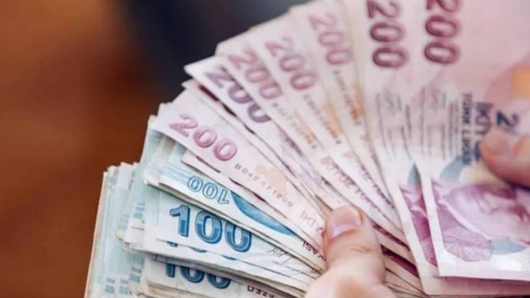 42 yaşında emeklilik geliyor! 2023'e girerken milyonlarca kişiye iyi haber: EYT tartışmalarının ardından flaş düzenleme 9